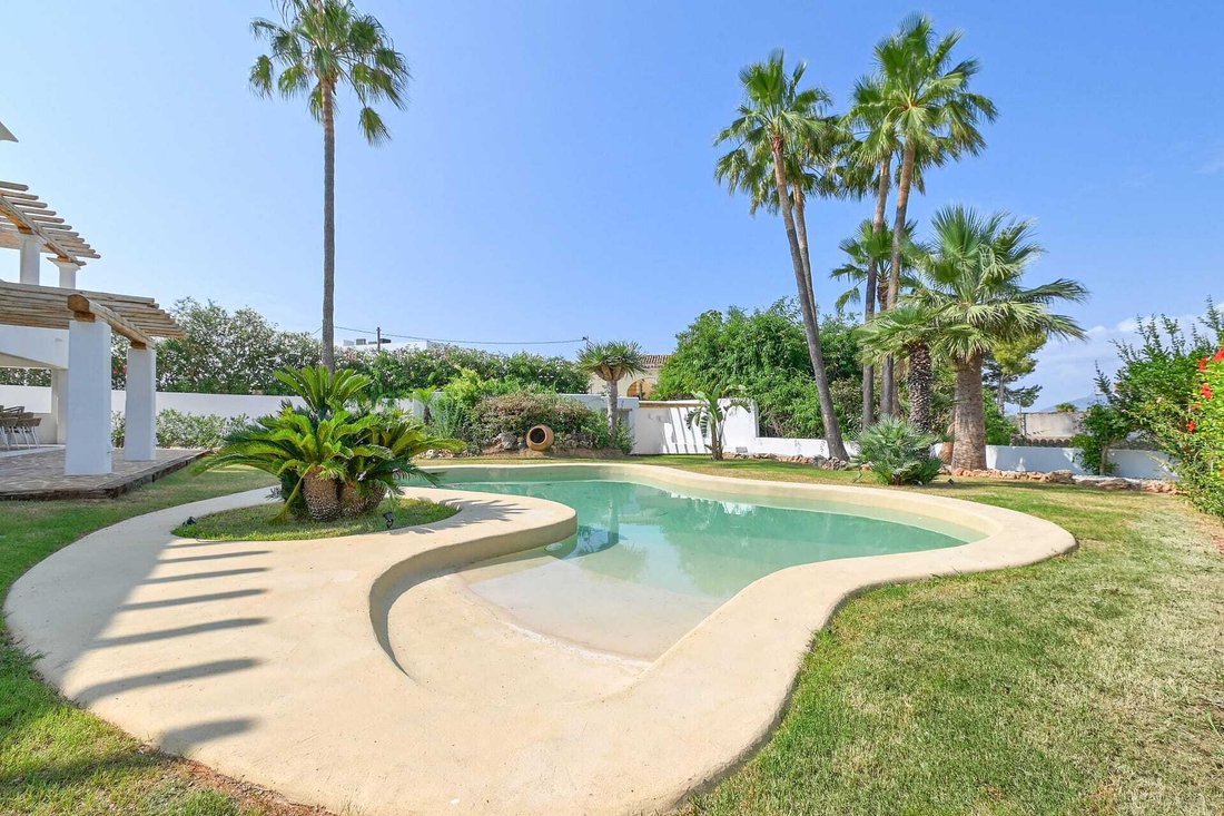 Villa in Benissa, Valencian Community, Spain 4 - 15227348