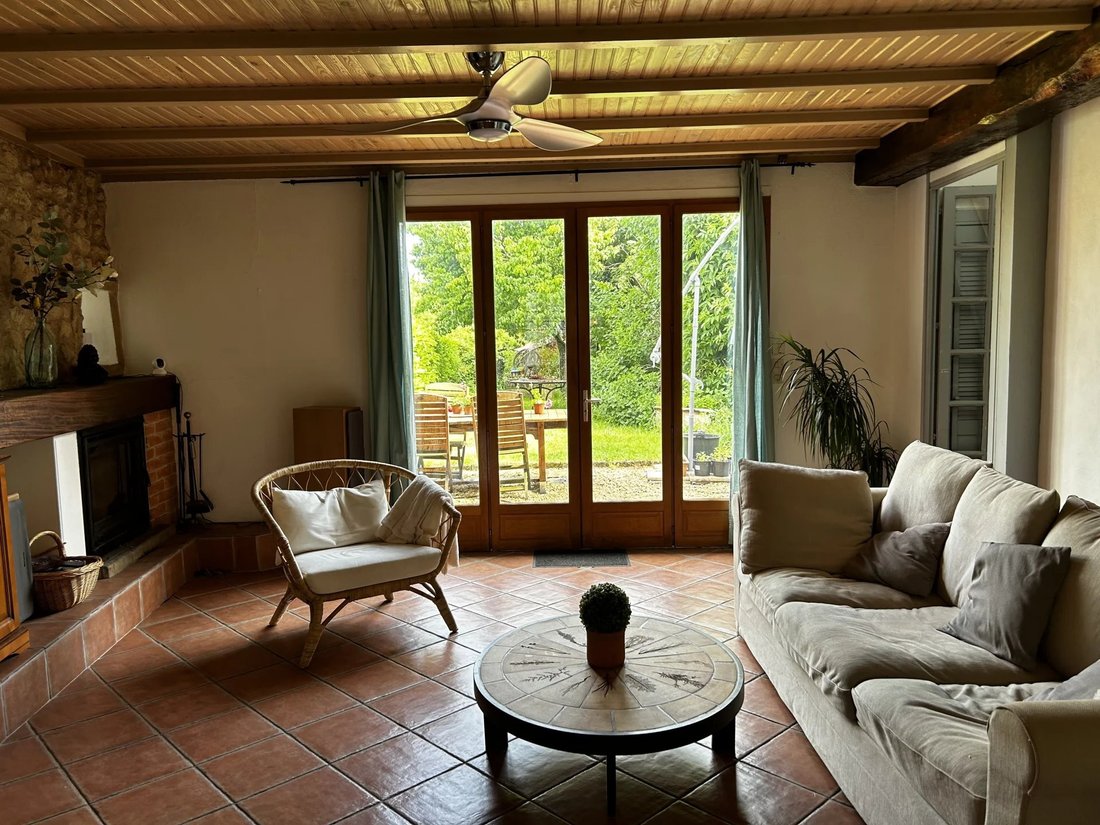 House in Mirambeau, Nouvelle-Aquitaine, France 4 - 15228197