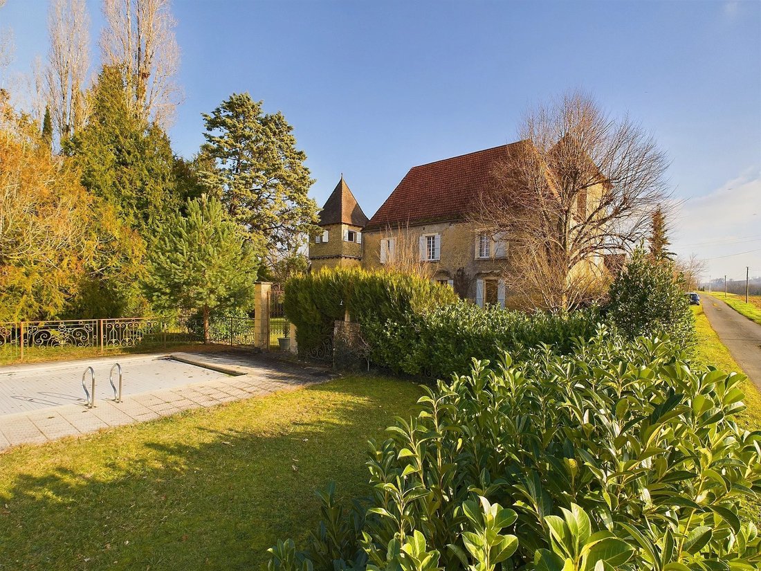 House in Sarlat-la-Canéda, Nouvelle-Aquitaine, France 2 - 15227808