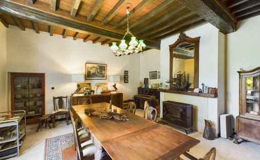 Castle for Sale in Penne-d'Agenais, Nouvelle-Aquitaine, France