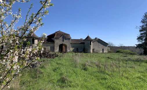 House in Gensac, Nouvelle-Aquitaine, France 1