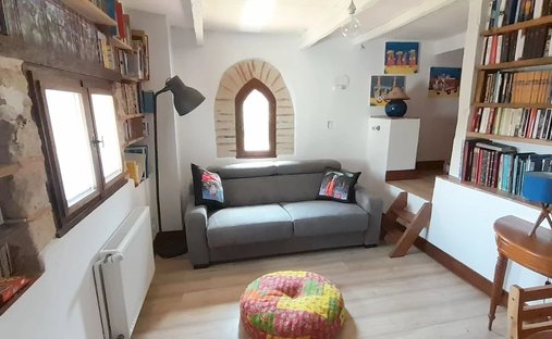 Castle for Sale in Beauville, Nouvelle-Aquitaine, France