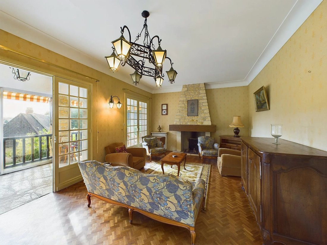House in Sarlat-la-Canéda, Nouvelle-Aquitaine, France 2 - 15228185