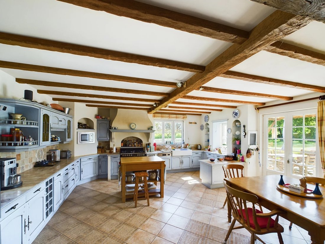 House in Fontaine-Chalendray, Nouvelle-Aquitaine, France 3 - 15227797