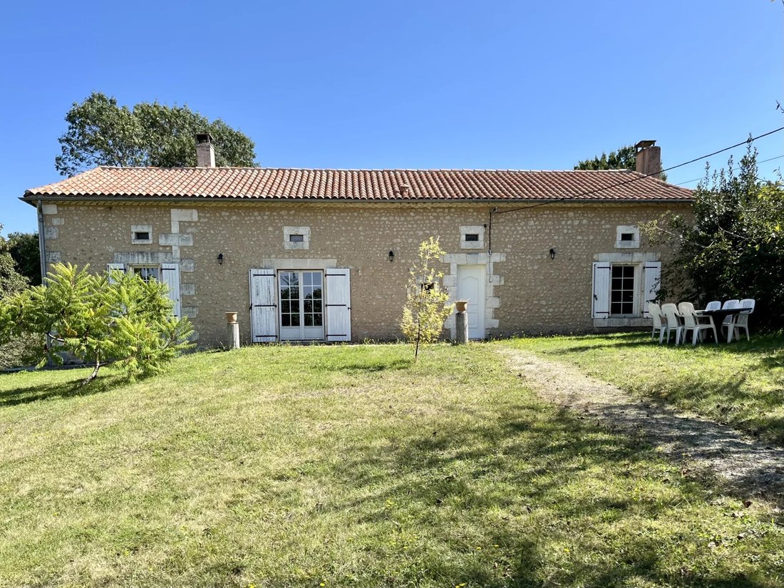 House in Montmoreau-Saint-Cybard, Montmoreau, France 3 - 15228094