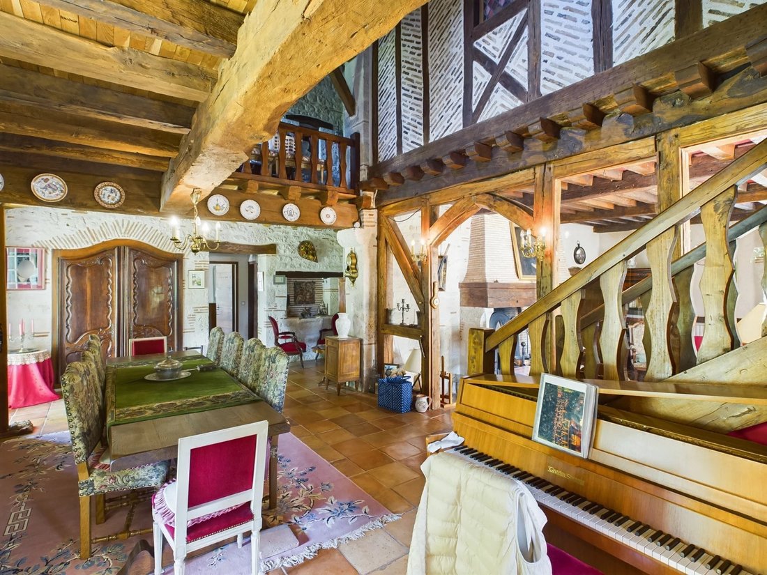 House in Pujols, Nouvelle-Aquitaine, France 2 - 15227928