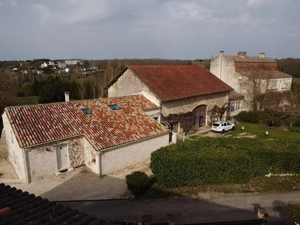 House in Sainte-Foy-la-Grande, Nouvelle-Aquitaine, France 2 - 15228182