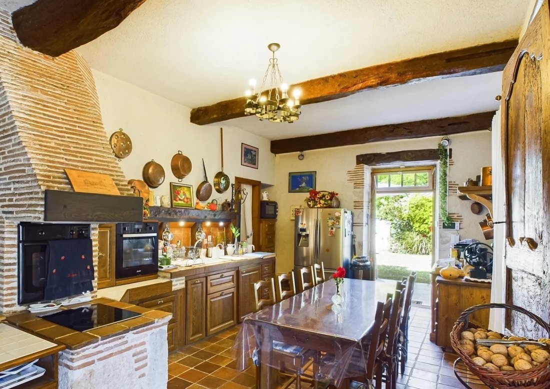 House in Pujols, Nouvelle-Aquitaine, France 4 - 15227928