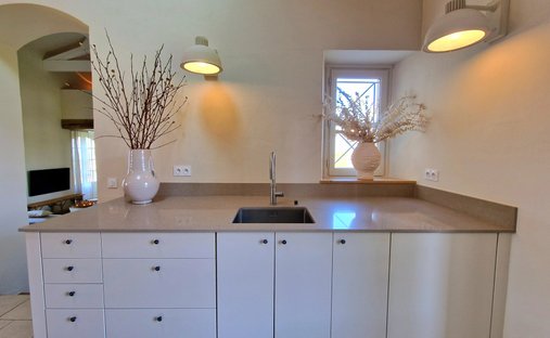 The Noble Chartreuse With Swimming Pool And Pigeoneer