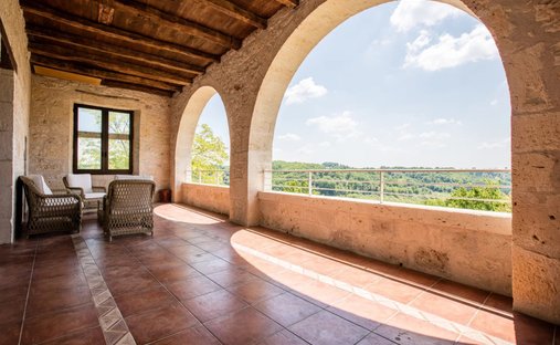 Castle for Sale in Beauville, Nouvelle-Aquitaine, France
