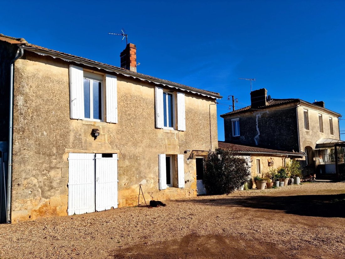 House in Landiras, Nouvelle-Aquitaine, France 2 - 15228218