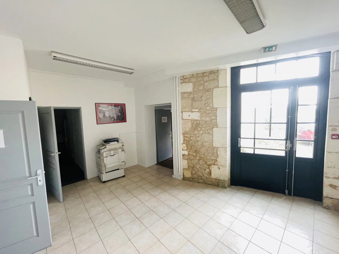 Sud, Barbezieux-Saint-Hilaire, France 3 - 15227924