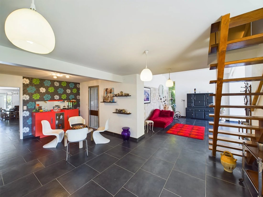 House in Laroque-Timbaut, Nouvelle-Aquitaine, France 4 - 15227907