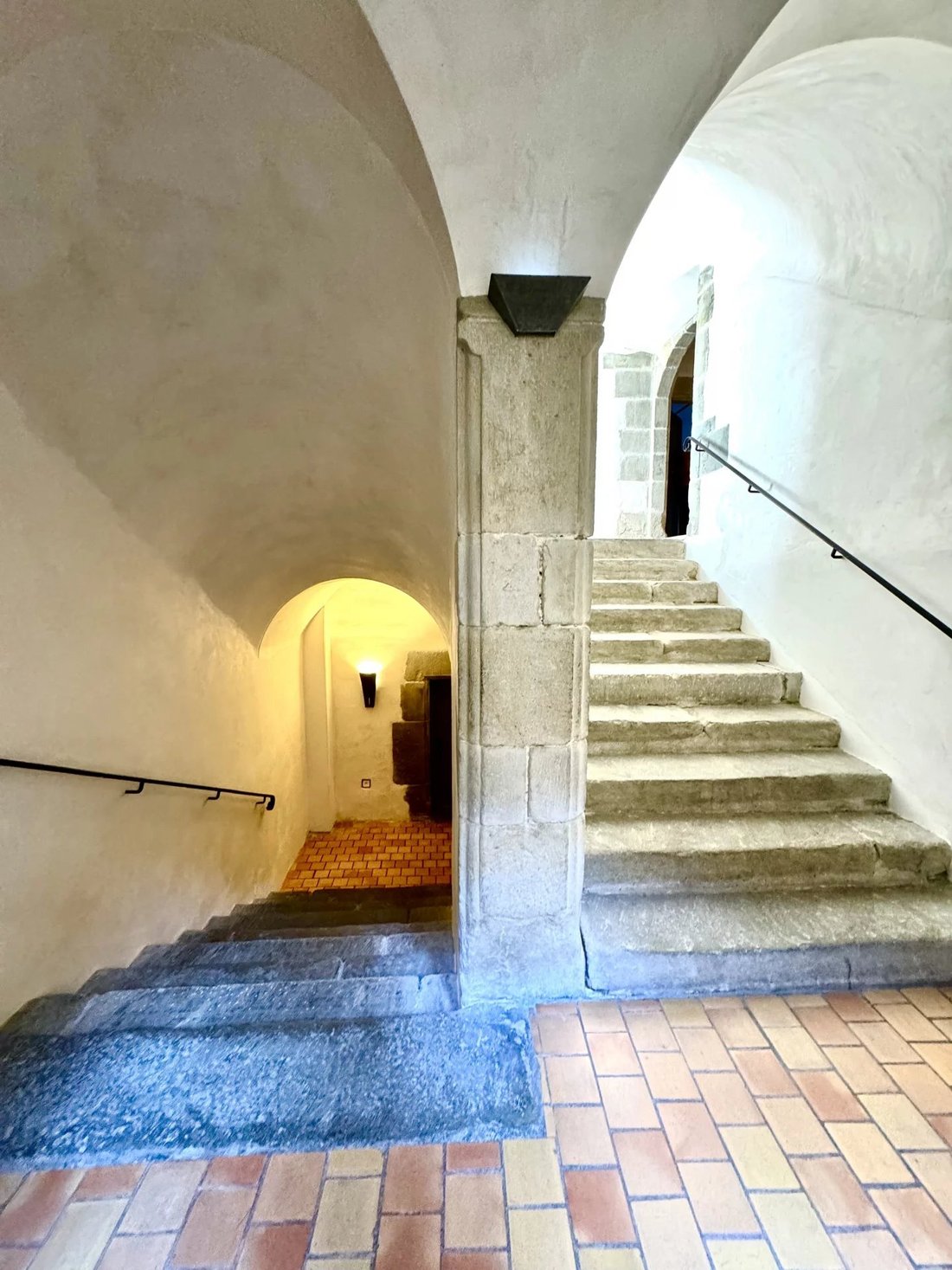 Estate in Carcassonne, Occitania, France 4 - 15227415