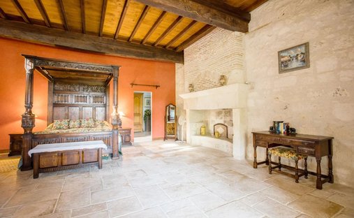 Castle for Sale in Beauville, Nouvelle-Aquitaine, France