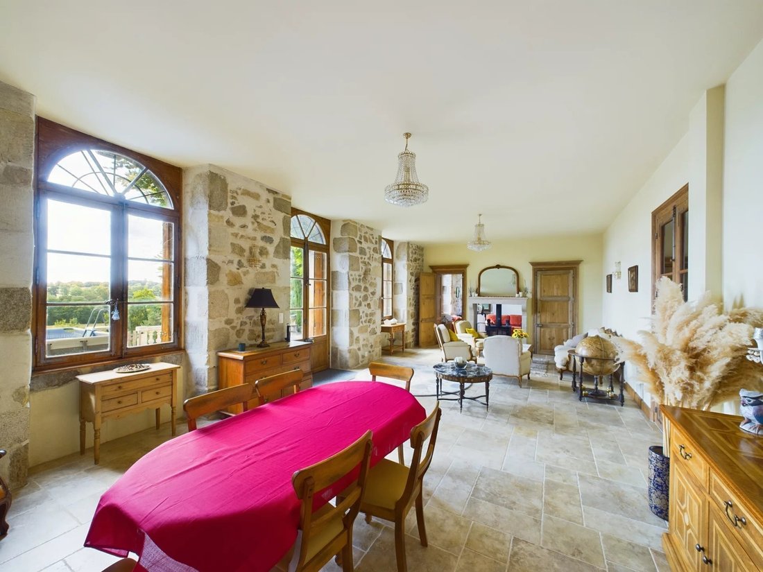 House in Confolens, Nouvelle-Aquitaine, France 3 - 15228114