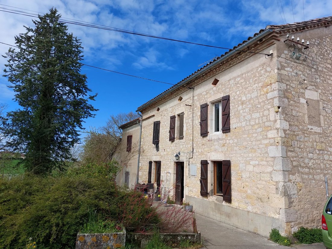 House in Cordes-sur-Ciel, Occitania, France 1 - 15227926