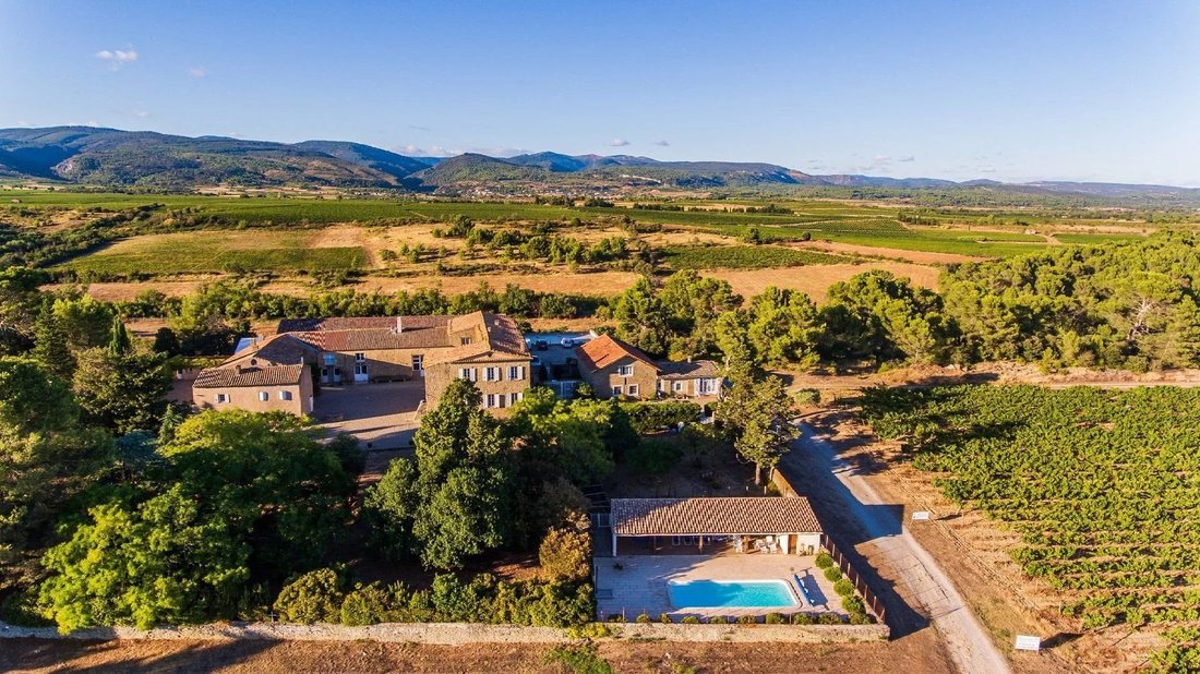 Estate in Carcassonne, Occitania, France 1 - 15227821