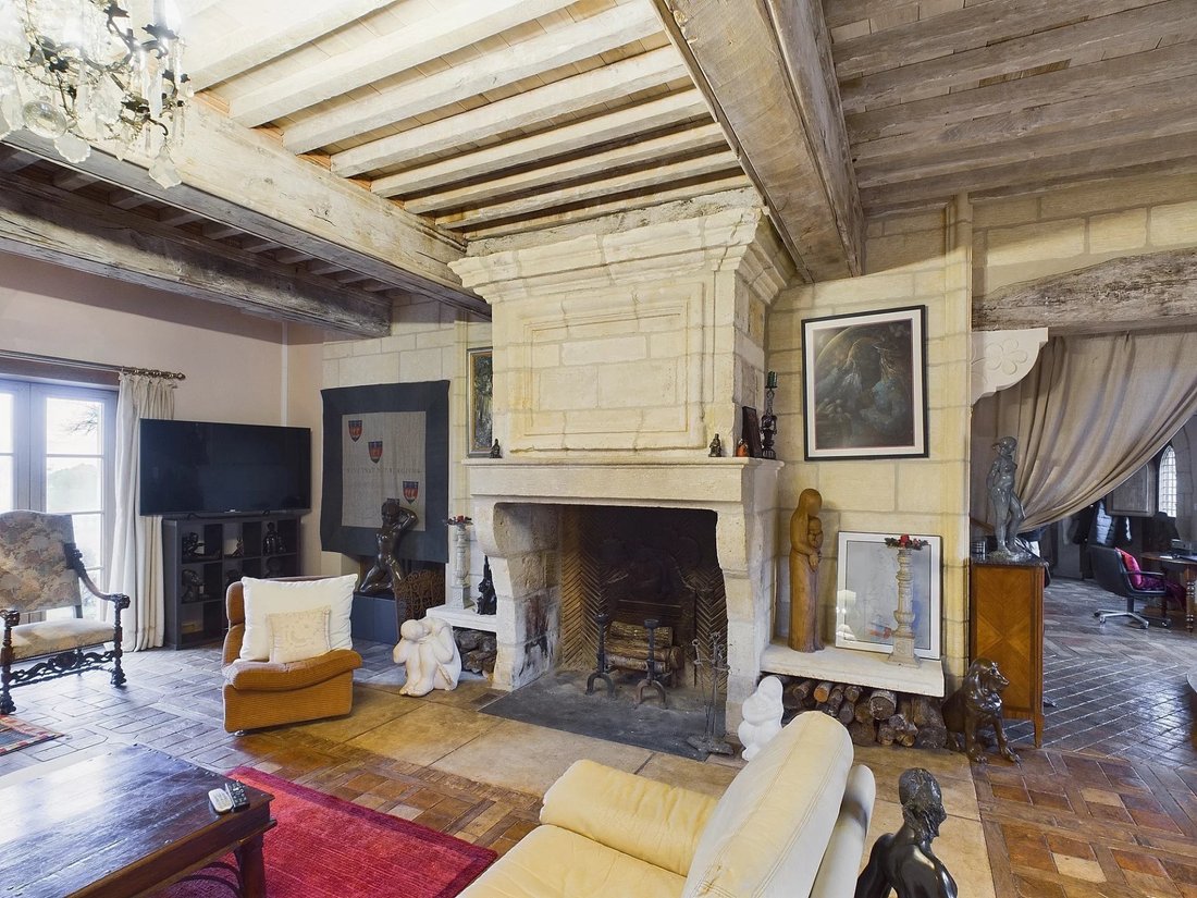 House in Hautefort, Nouvelle-Aquitaine, France 4 - 15228003