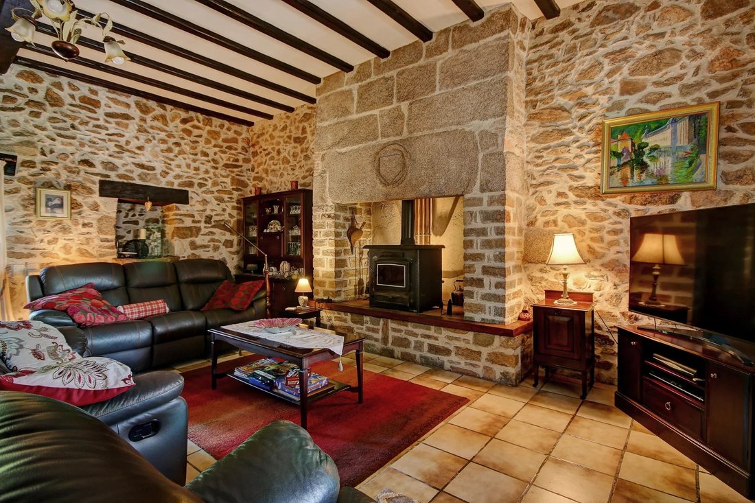 House in Champs-Romain, Nouvelle-Aquitaine, France 4 - 15228231