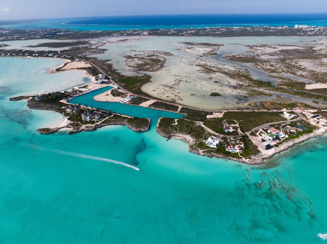 Terrain à Long Bay Hills, Caicos Islands, Îles Turks et Caïques 2 - 15227364