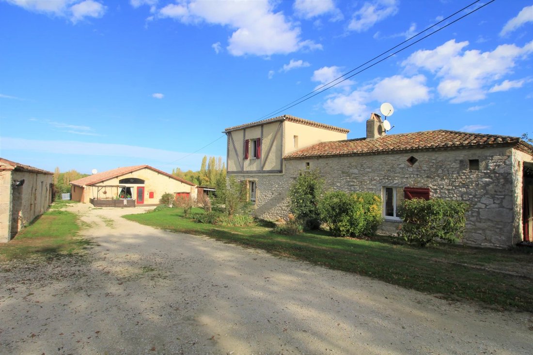 Maison à Tournon-d'Agenais, Nouvelle-Aquitaine, France 1 - 15228260