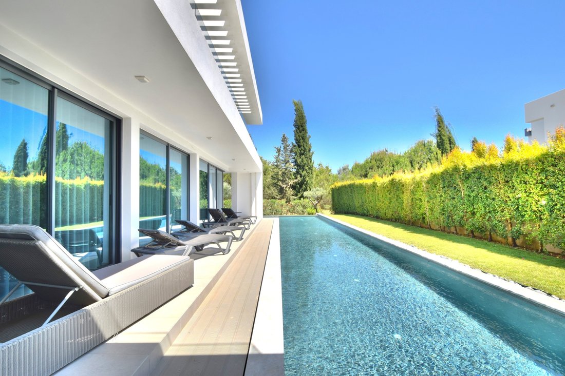 Villa in Vilamoura, Quarteira, Algarve 1 - 15228347