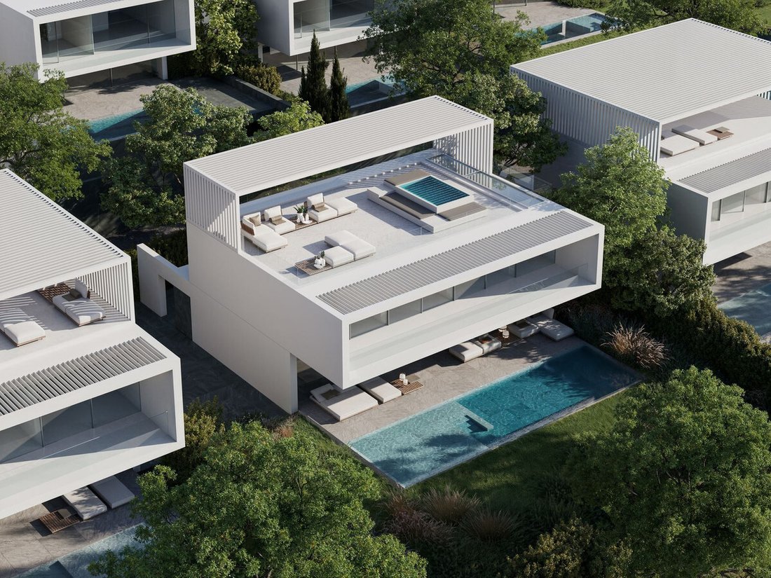 Villa in Estepona, Andalusia, Spain 1 - 15229514