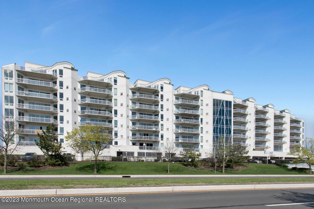 Condo in Long Branch, New Jersey, United States 1 - 15229602
