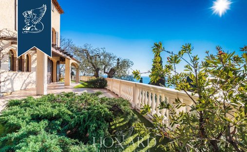Villa a Oneglia, Imperia, Liguria 1