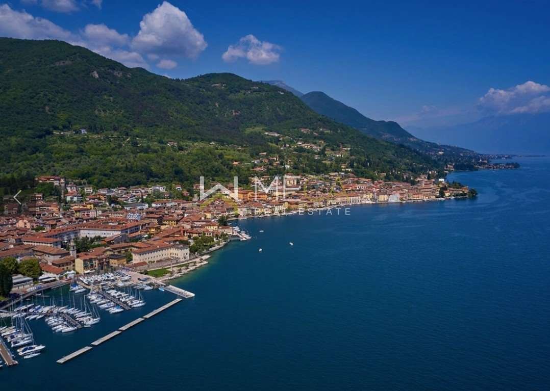 Apartment in Salo, Lombardy, Italy 1 - 15229719