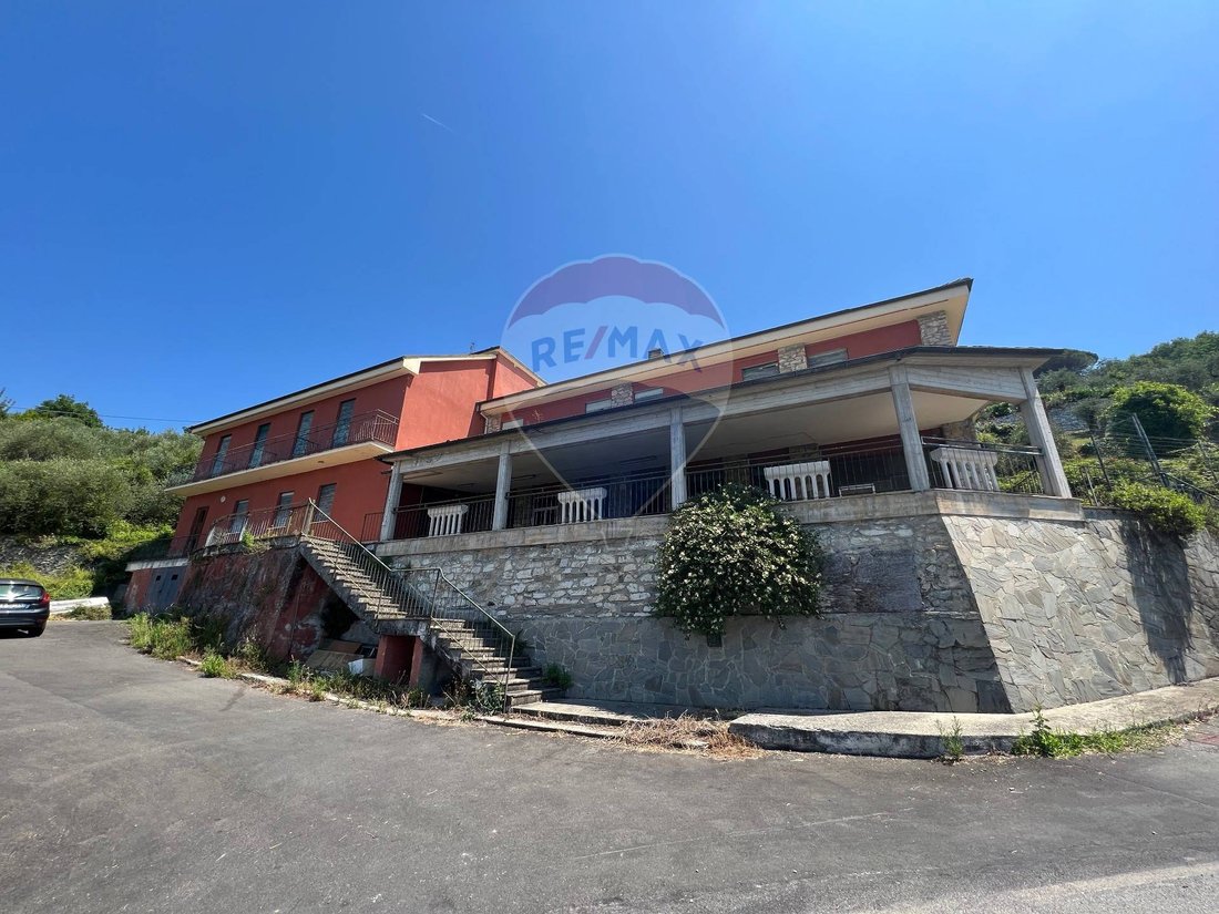 Villa in Lavagna, Liguria, Italy 2 - 15229871