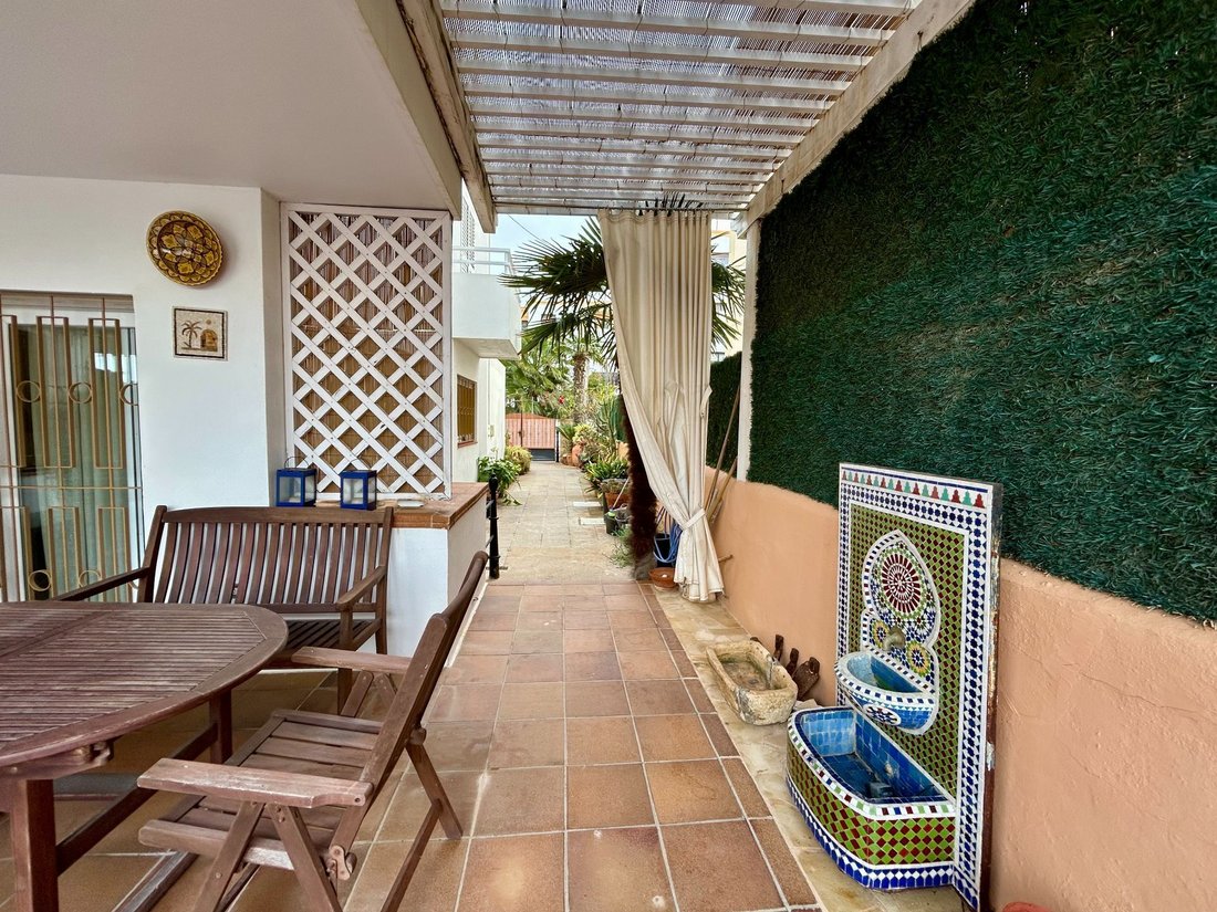 House in Santa Eularia des Riu, Balearic Islands, Spain 2 - 15229597