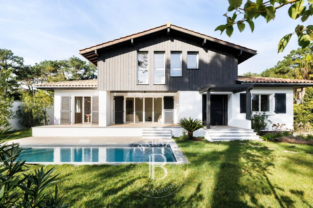 House in Anglet, Nouvelle-Aquitaine, France 1 - 15228857