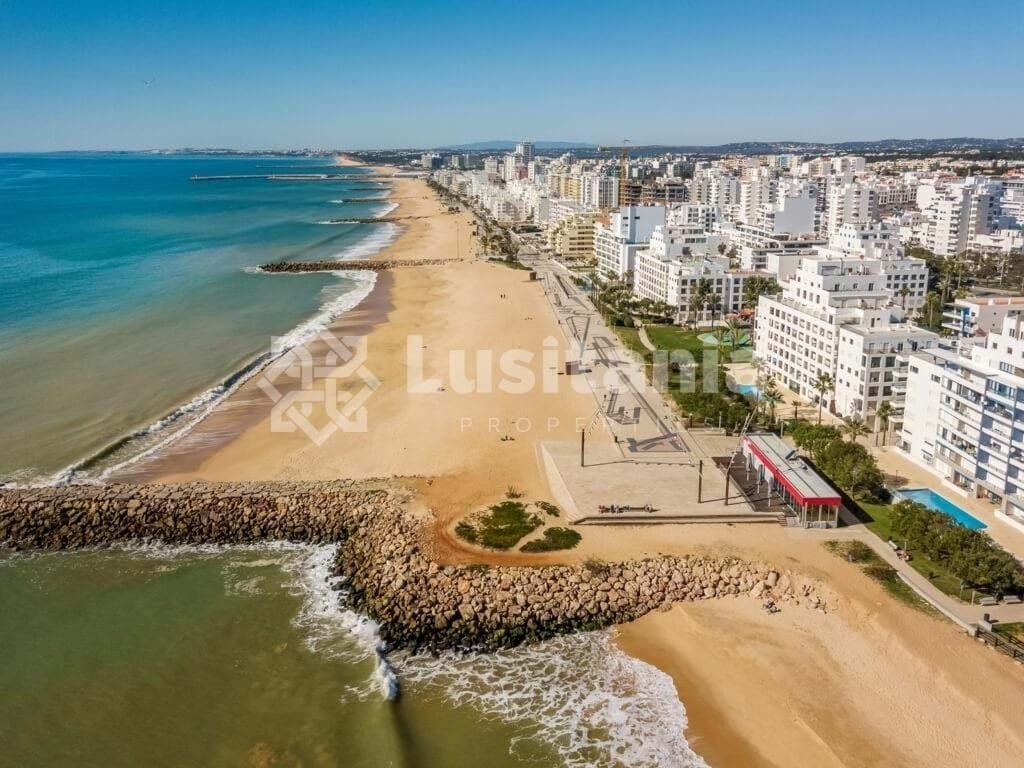 Apartment in Quarteira, Algarve, Portugal 1 - 15218488