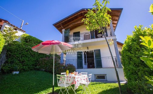 Maison à Azzano, Lombardie, Italie 1