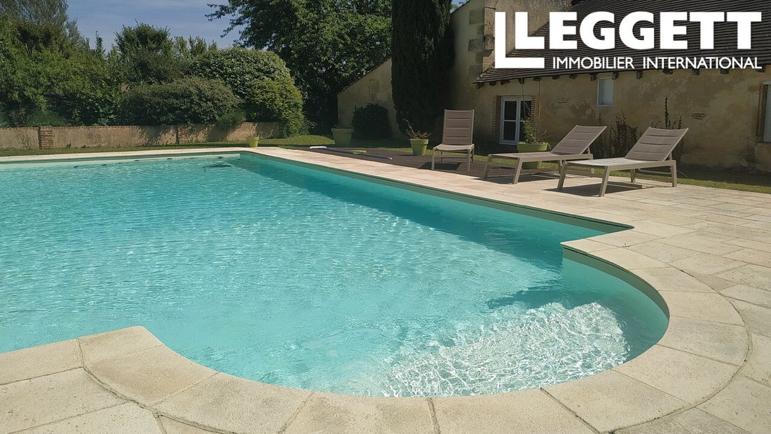Whispers of the 18th Century: A Noble’s Retreat in Bergerac’s Heart
