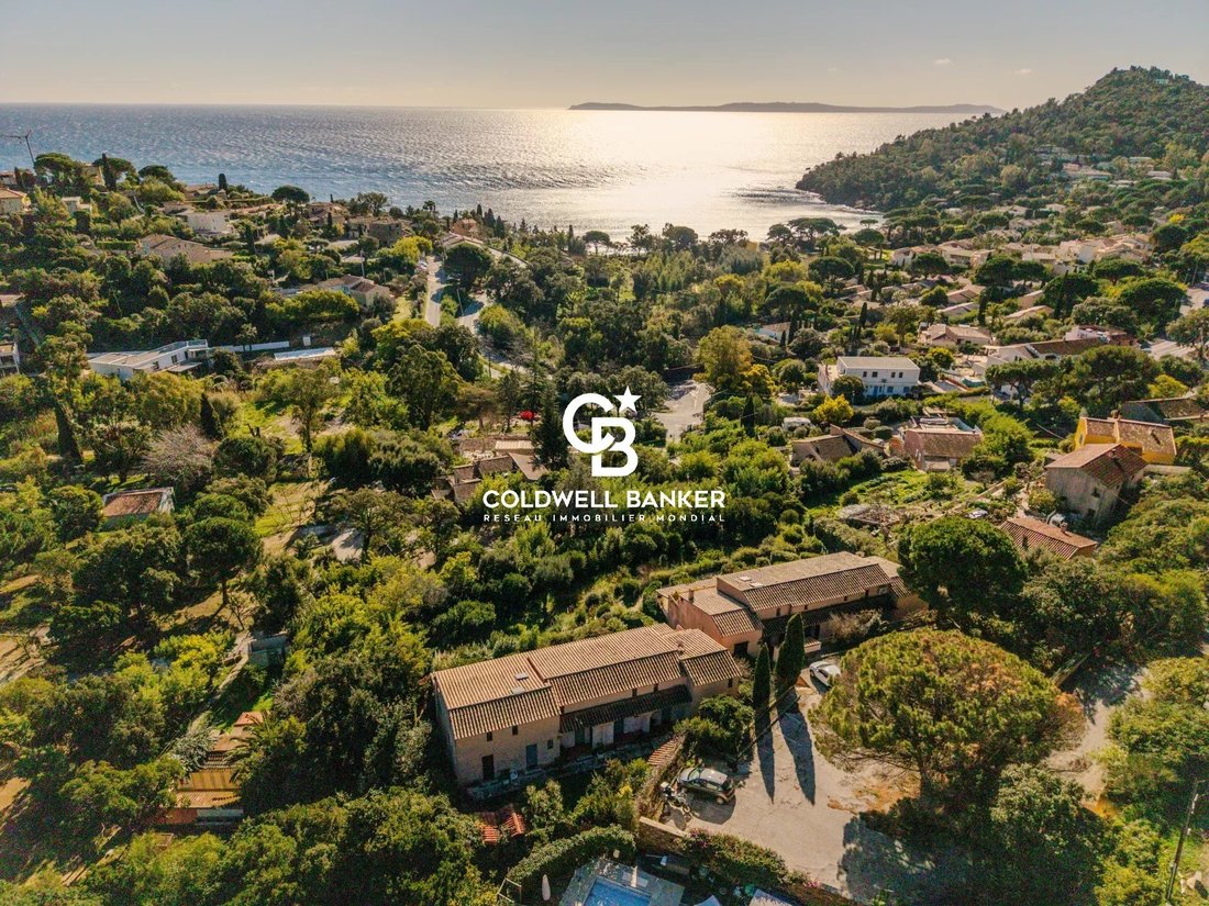 Le Lavandou, Provence-Alpes-Côte d'Azur, France 1 - 15036307