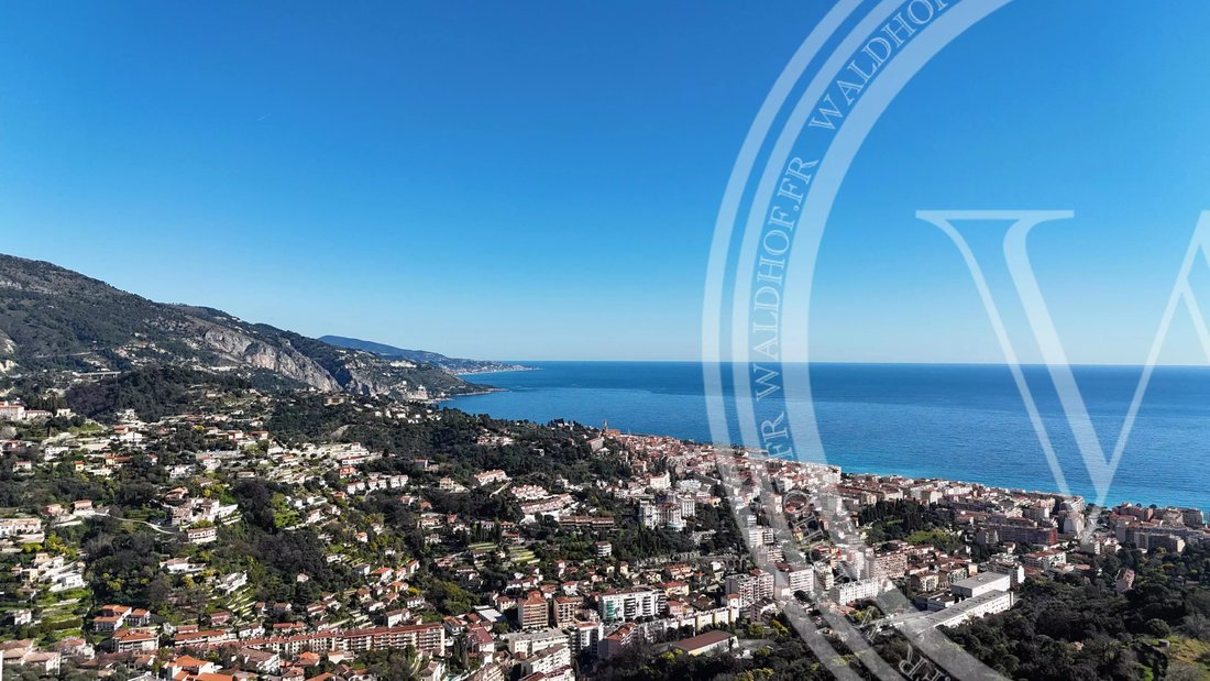 Villa in Menton, Provence-Alpes-Côte d'Azur, France 4 - 15230387