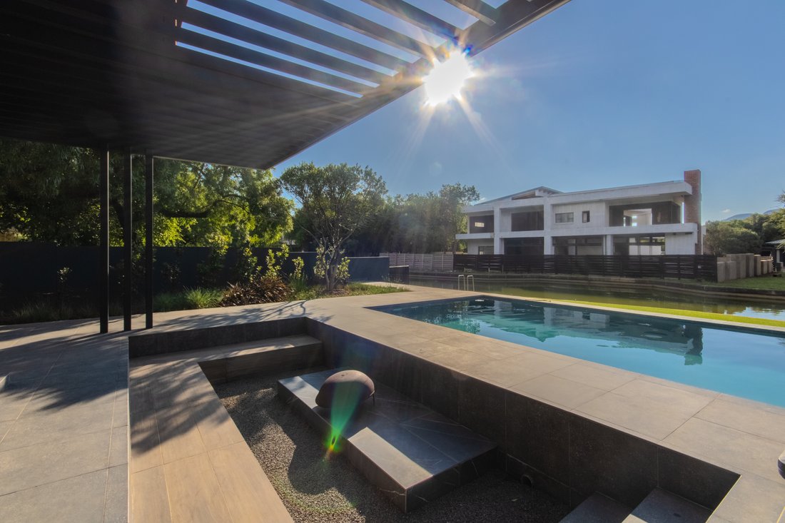 House in Hartbeespoort, North West, South Africa 4 - 15230435