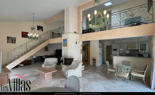 House in Saint-Cyprien, Occitania, France 1