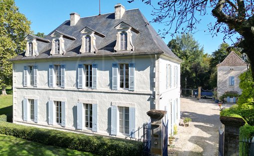 Villa in Bergerac, Nouvelle-Aquitaine, France 1