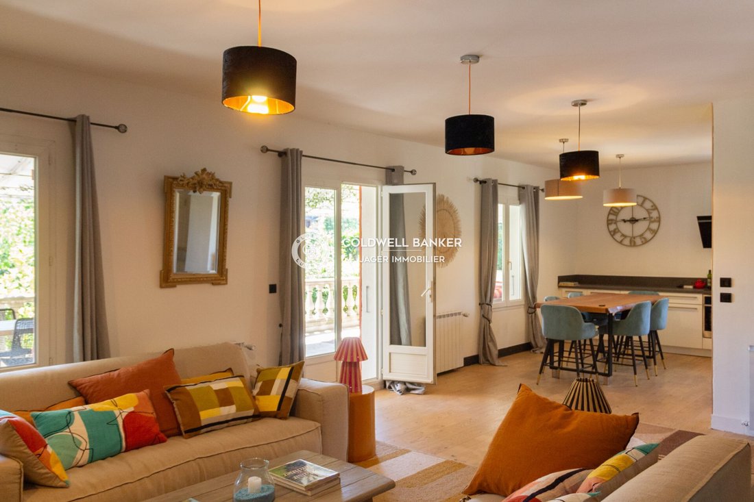 House in Sainte-Maxime, Provence-Alpes-Côte d'Azur, France 5 - 15231661