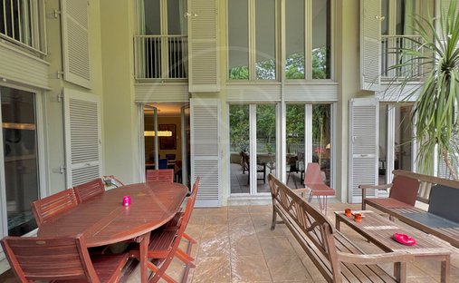 Penthouse in Bordeaux, Nouvelle-Aquitaine, France 1