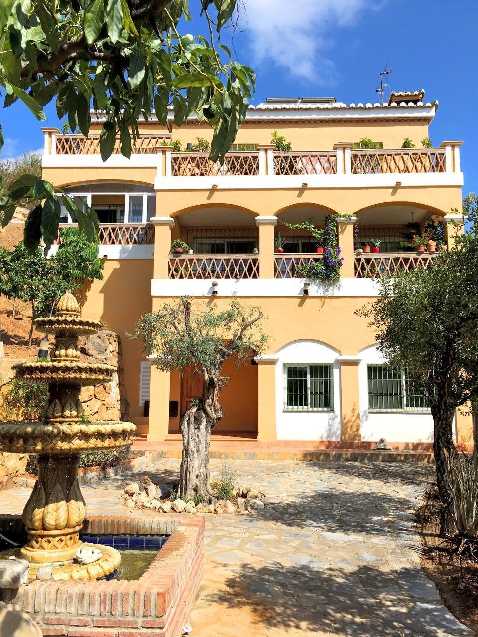 Villa in Estepona, Andalusia, Spain 3 - 15233881