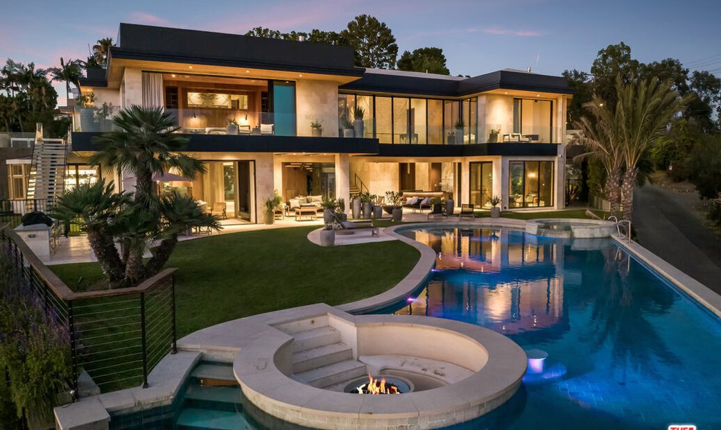 7 Bedrooms Single Family Detached In Beverly Hills California United