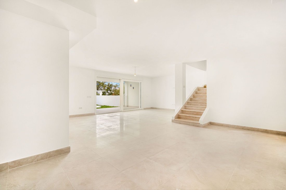 House in Marbella, Andalusia, Spain 4 - 15233878