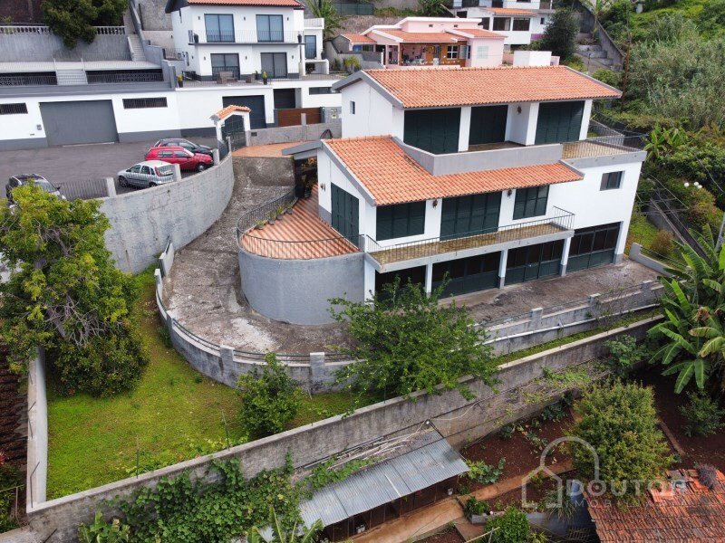 Haus in Funchal, Autonome Region Madeira, Portugal 1 - 15232605