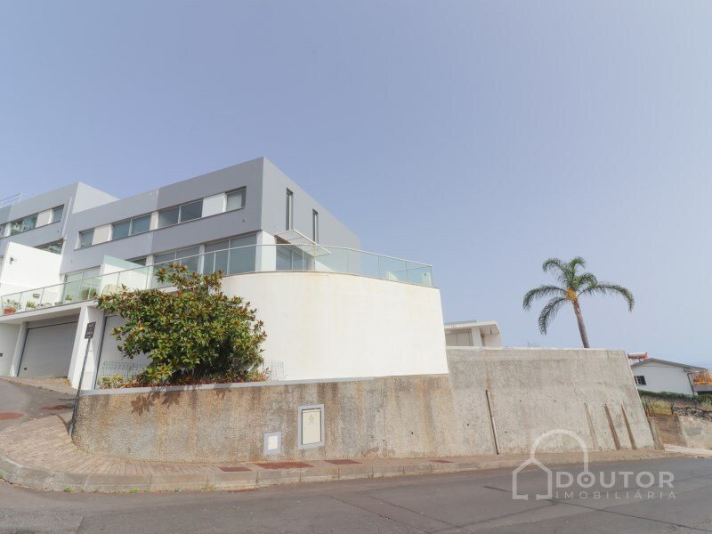 Haus in Funchal, Autonome Region Madeira, Portugal 1 - 15232599