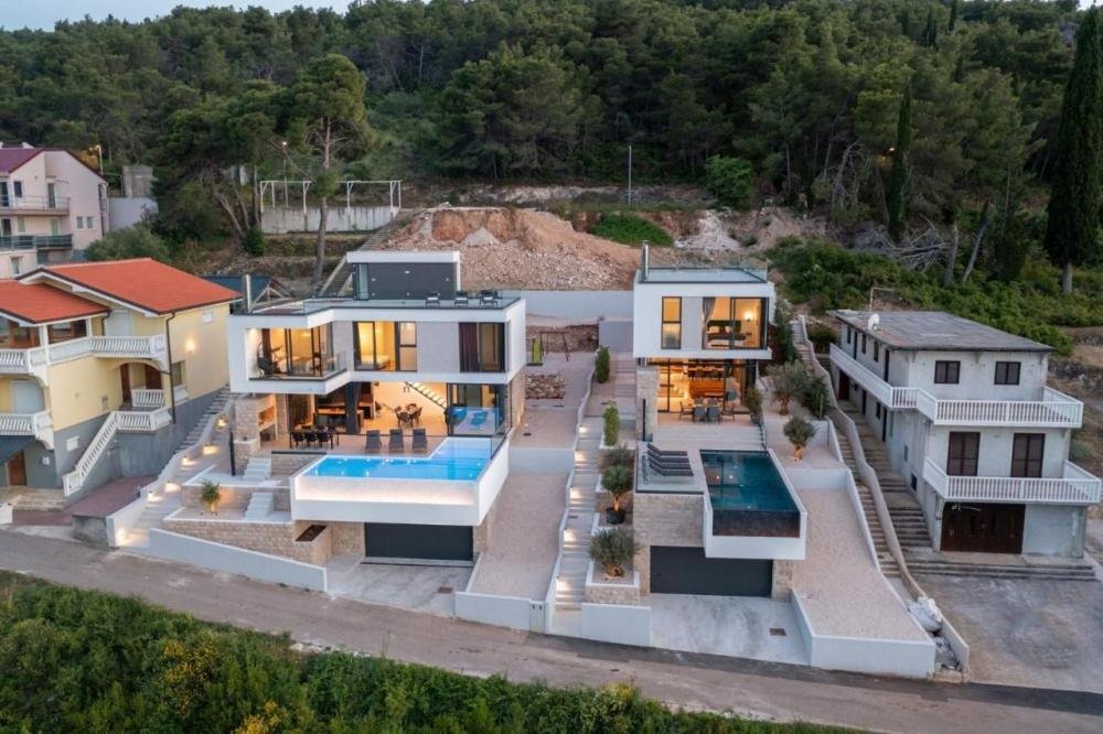Villa in Sutomiscica, Zadar County, Croatia 4 - 14427560